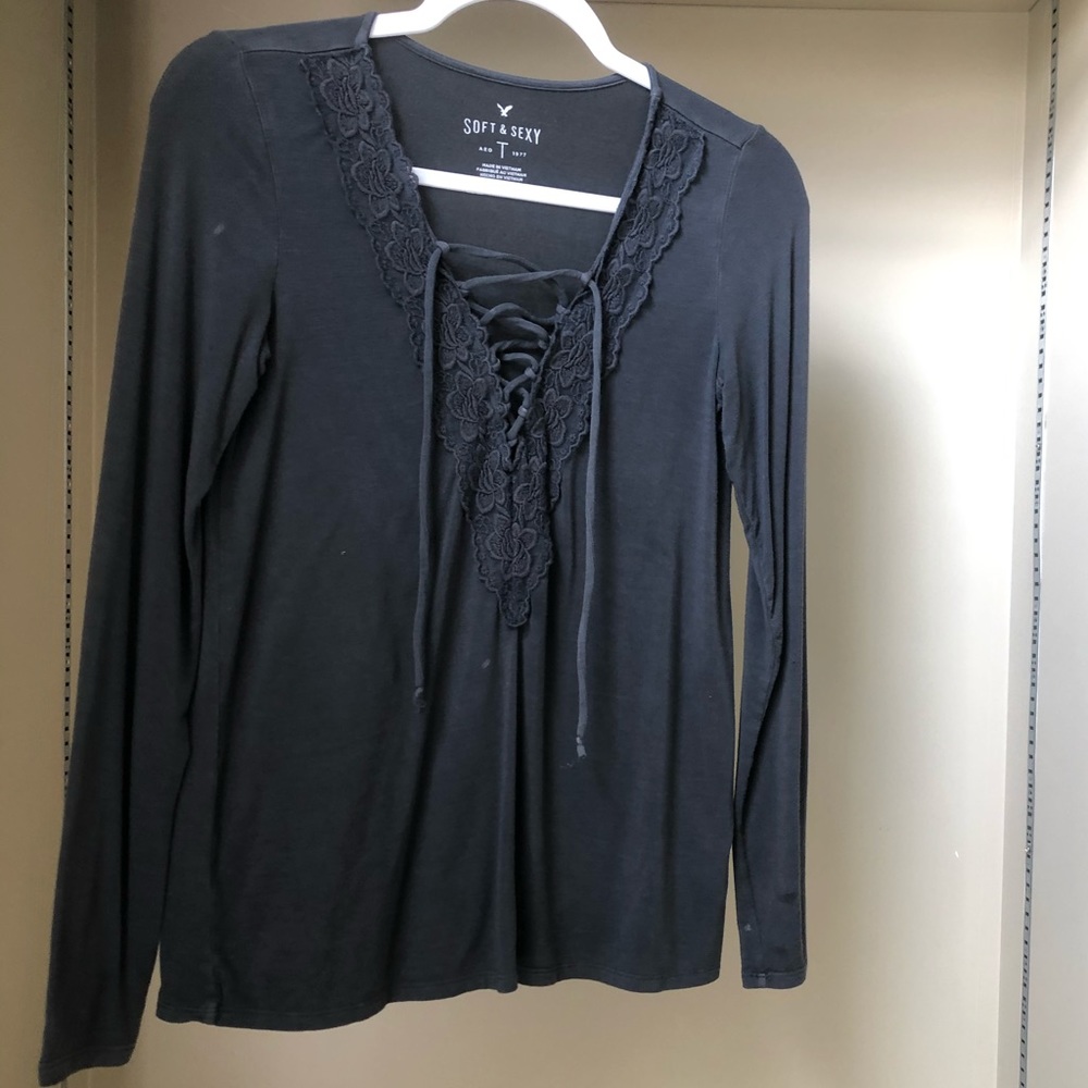 Soft and sexy American eagle shirt